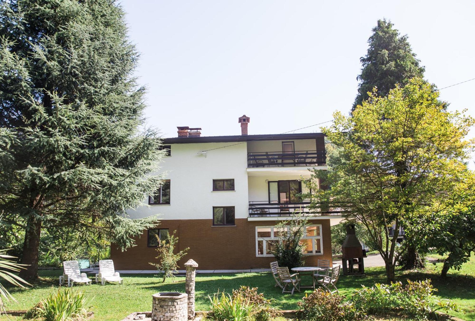Vila Labod, Unique Villa At The Lake Мост-на-Соки Экстерьер фото